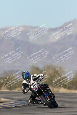 media/Dec-04-2025-Racers Edge (Thu) [[5ebc9f124d]]/3-B Group/1-Session 1 (Turn 7)/